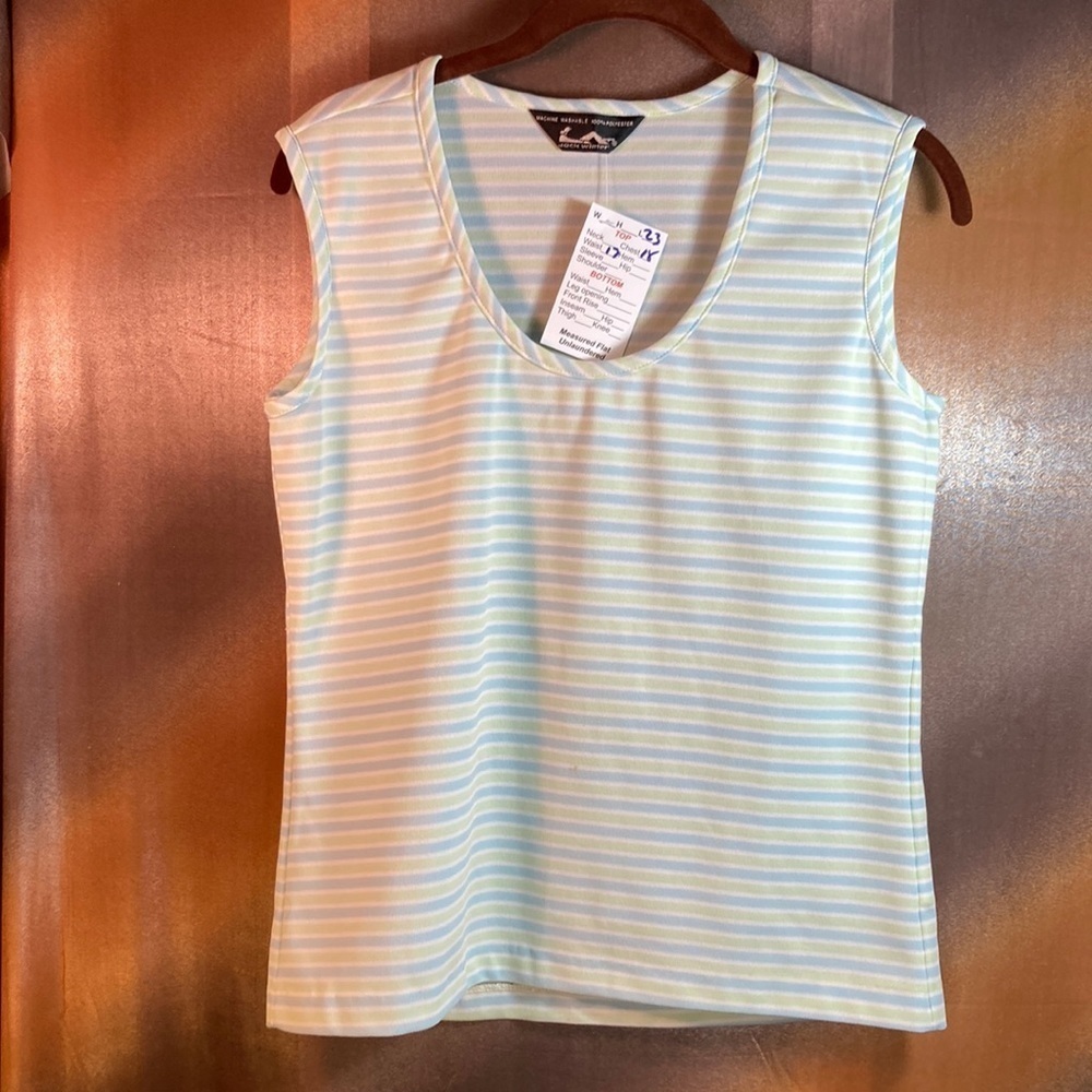 Vintage 70’s polyester sleeveless tank top . Jack‎ Winter Size S. 36” chest. B7
